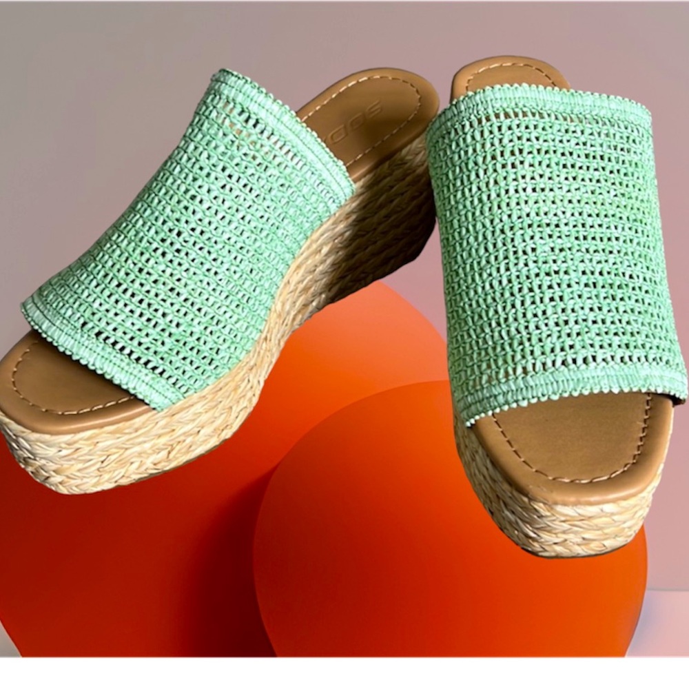 Soda Raffia wedge platform sandals